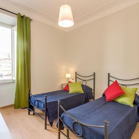 Lovely 4-Bedroom Apartment 30M Sangiovanni Metro Rzym Zewnętrze zdjęcie
