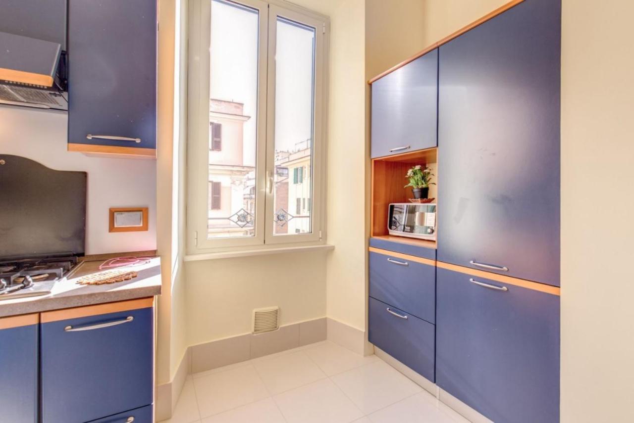Lovely 4-Bedroom Apartment 30M Sangiovanni Metro Rzym Zewnętrze zdjęcie